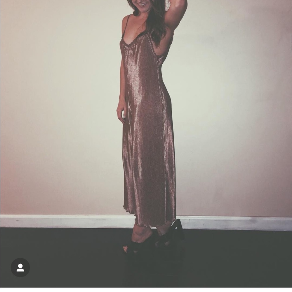 Mauve-rose plisse jumpsuit